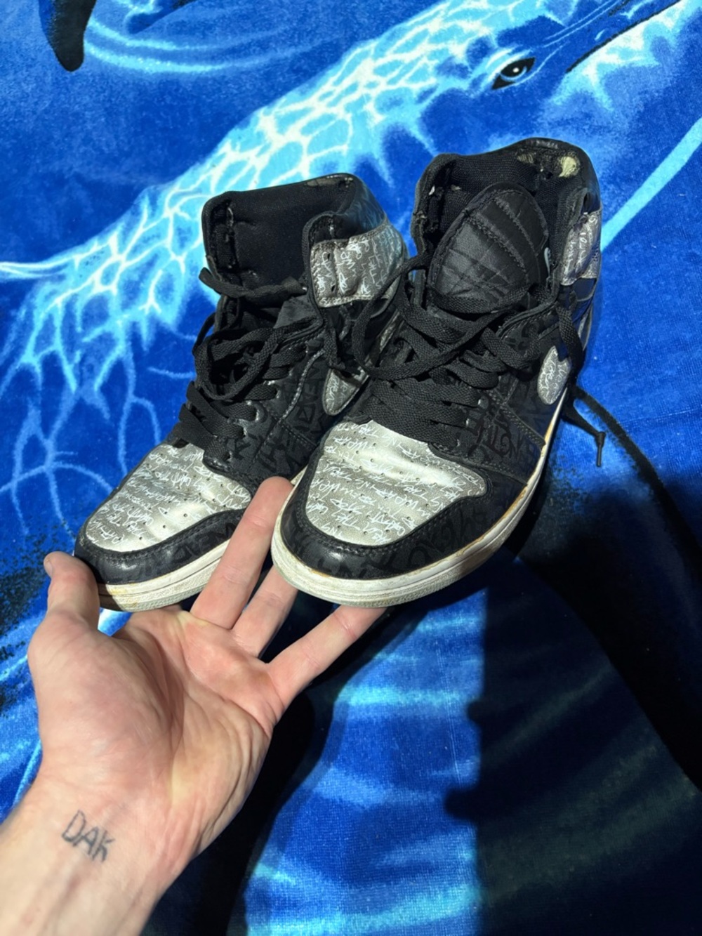 Air Jordan 1 Men's Sneakers Retro High OG 'Rebellionaire' Size 9.5